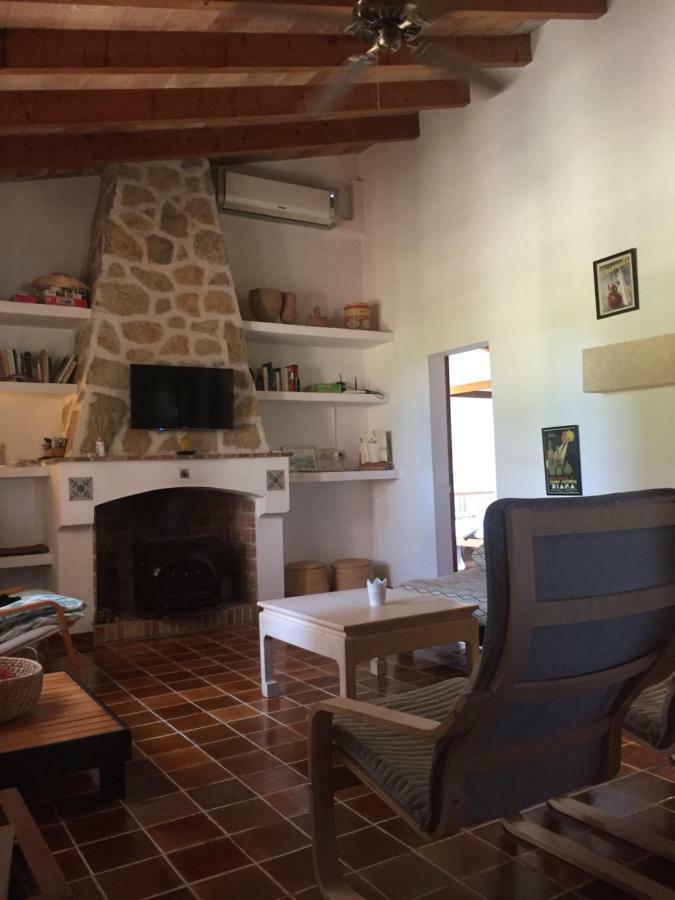 Can Petrel Pollença Buitenkant foto
